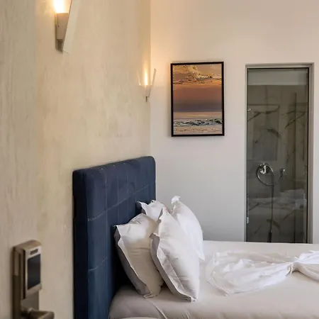 Art Hotel Sarandë