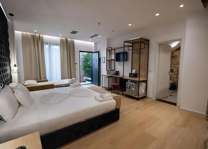 Art Szálloda Saranda