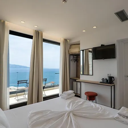 Art Hotel 4*