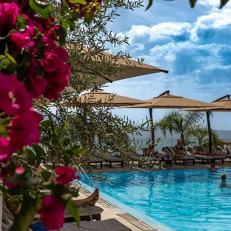 Art Hotel 4*