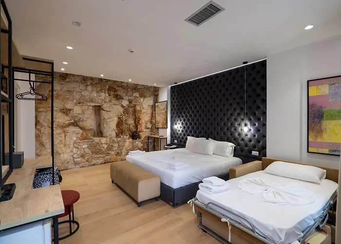 Art 4* Sarandë